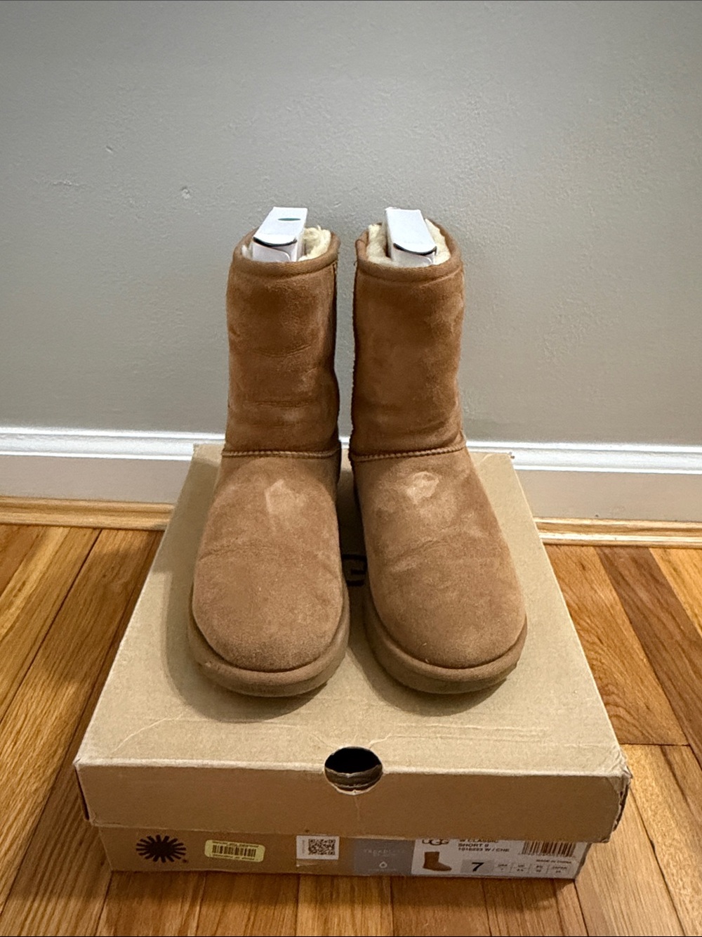 UGG Chestnut Suede Classic Short Boots